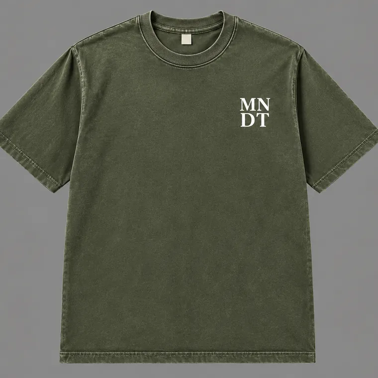 Mandate MNDT t-shirt in green, front